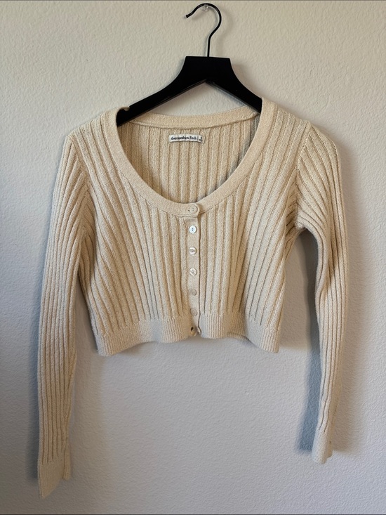 Abercrombie & Fitch Sweaters - Abercrombie & Fitch Cream Ribbed Cropped Button-Front Cardigan Size S